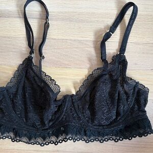 Stella McCartney Black Lace Bra with Scalloped Trim